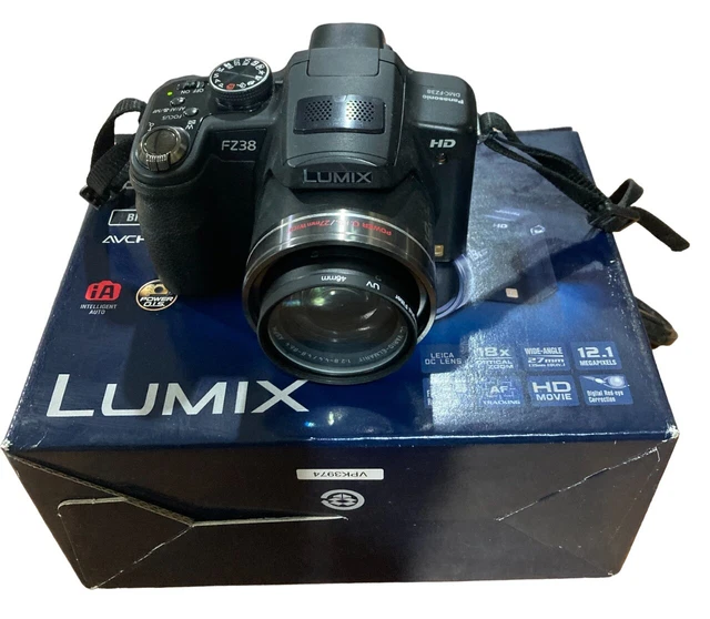 Panasonic Lumix Dmc-Fz38 Digital Camera Boxed And Working