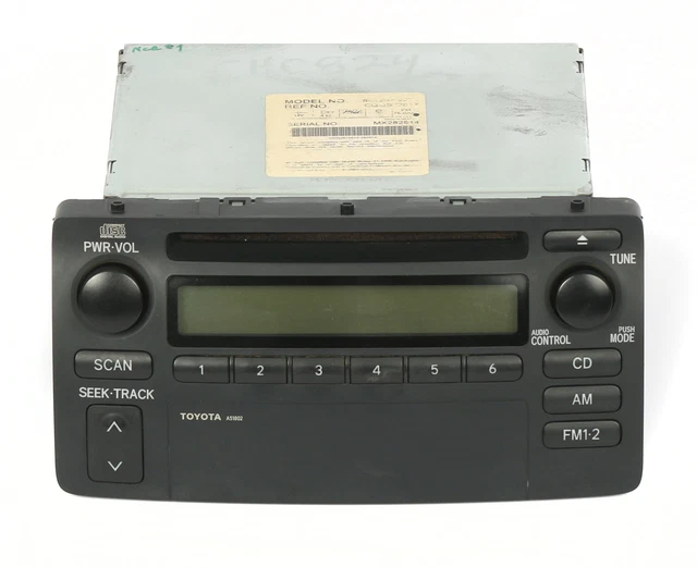 2003-04 Toyota Corolla AM FM Radio Single-Disc CD Player Model 8612002270 A51802