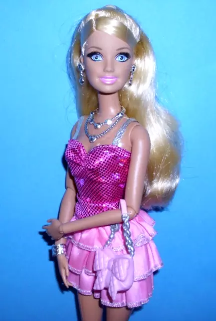 %***Barbie,"Life in Dreamhouse"Barbie*Wimpern*100 Posen Gelenk-Körper***%