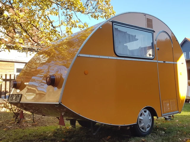 Wohnwagen Oldtimer Anhänger Campinganhänger Würdig 301 Dübener Ei, HU, (Vorzelt)