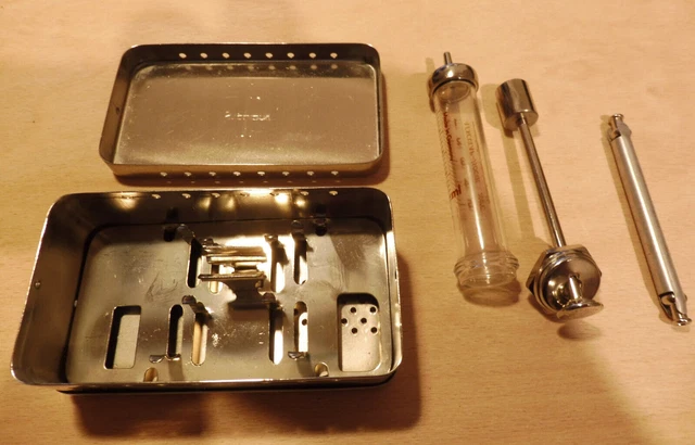 Vintage Steribox mit Glasspritze  Injektionsspritze 5ml Aesculap Isocal