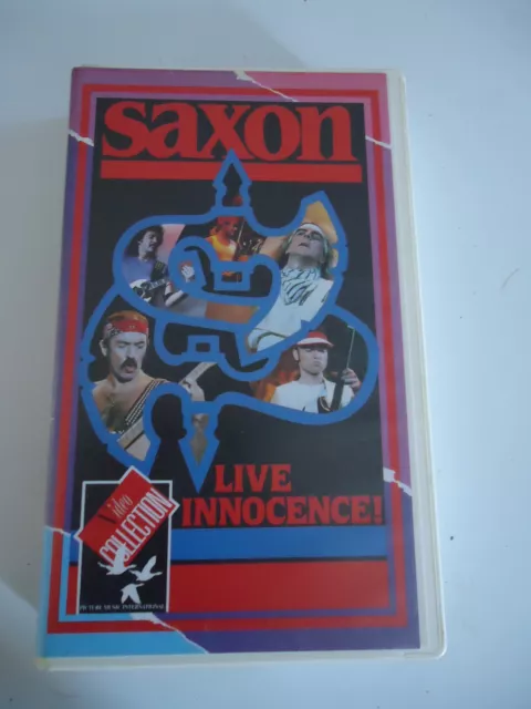 cassette video  vhs / K7 : SAXON " live innocence"