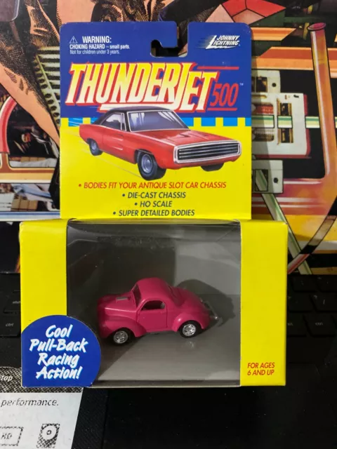 Johnny Lightning Thunderjet 500 Ranura Coche Willys Gasser Rosa Tornillo Encendido Cuerpo