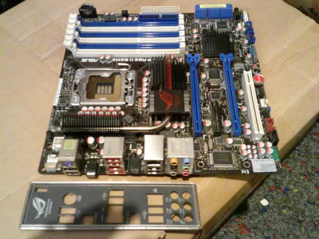 ASUS Rampage II Gene Intel X58 ATX Mainboard Sockel 1366