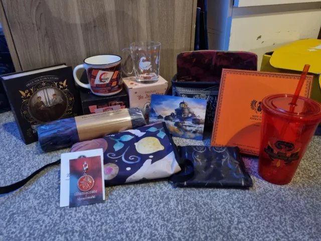 Fairyloot/Illumicrate Bundle Bookish Items