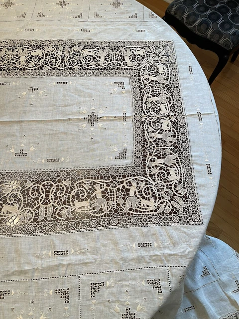 Vintage Point De Venise Figural Neeele Lace Table Cloth   rectangle 101 X 66