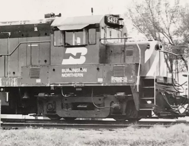 Burlington Northern Railroad BN #5427 U25B Locomotive Train Photo Congress Park
