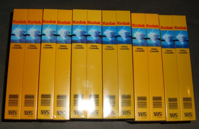 12 VHS Videocassetten-240 Min.High Standard Color -Kodak -Neu