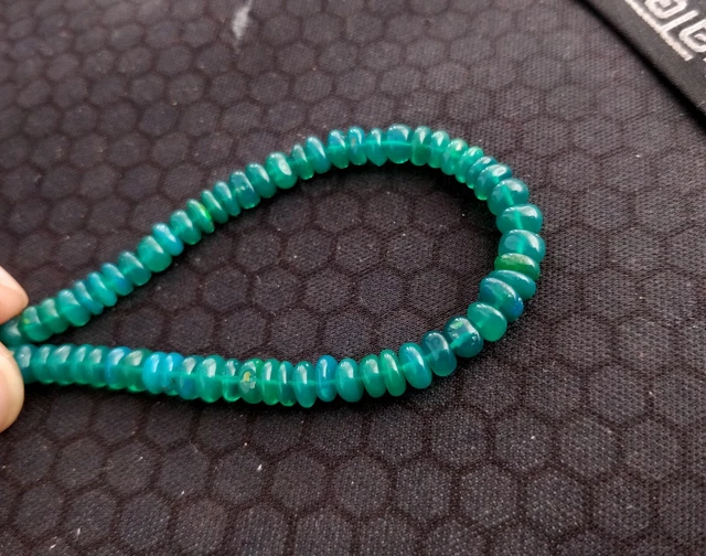 Vert Éthiopien Opale Lisse Perles 4 - 5 MM Desseré Perles 16 " Strand Sharp Vert