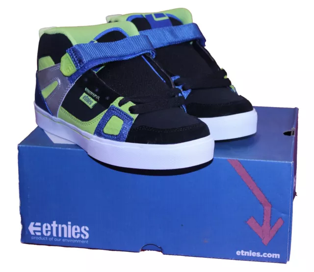 Etnies Decade Kids Skate Shoe UK4 NEW FREE P&P