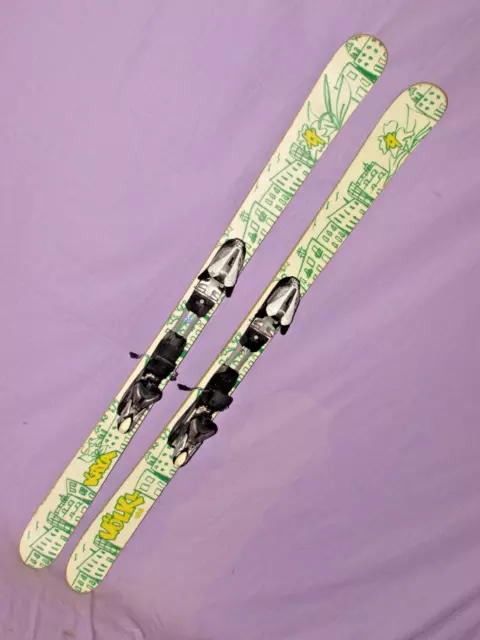 Volkl KAYA women's Twin Tip Freestyle skis 148cm with Marker 11.0 ski bindings ~