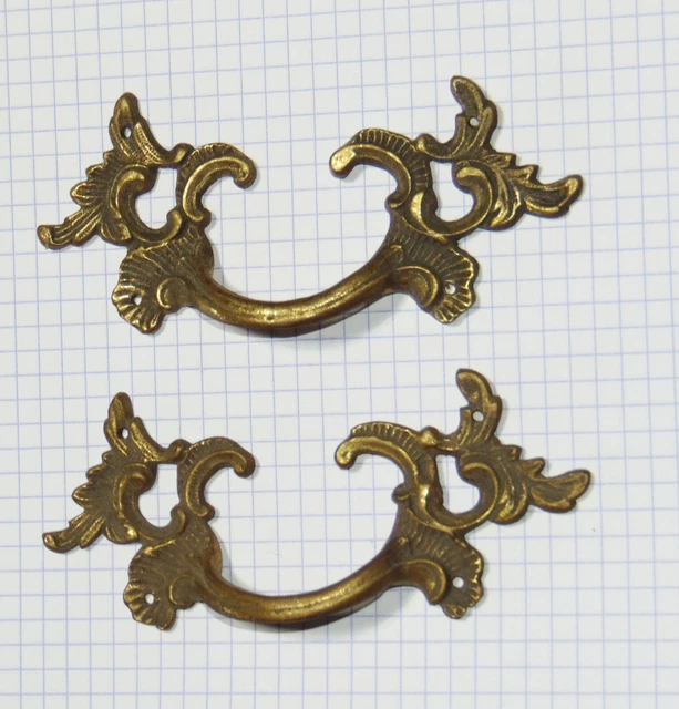 Lot De 2 Anciennes Poignées De Meuble  Tiroir En Bronze