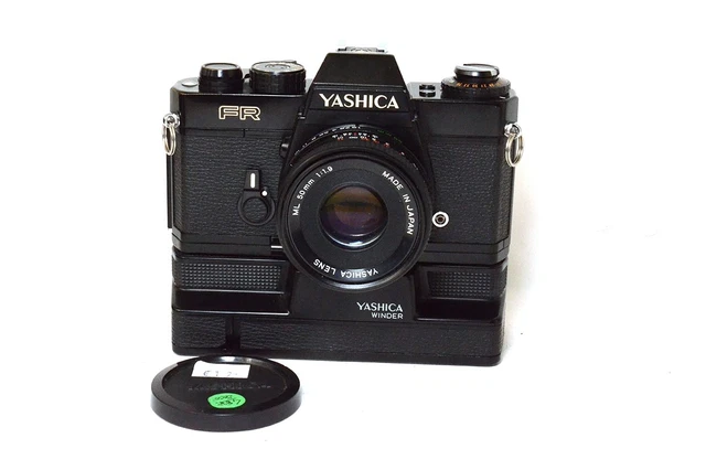 Appareil Photo Yashica FR II Automatique – Lot Avec Objectifs 50mm F/1.7 Et Tokura 70-210mm