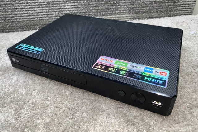 LG DVD/3D BluRay Disc Player with WiFi Streaming Support BP550 USED