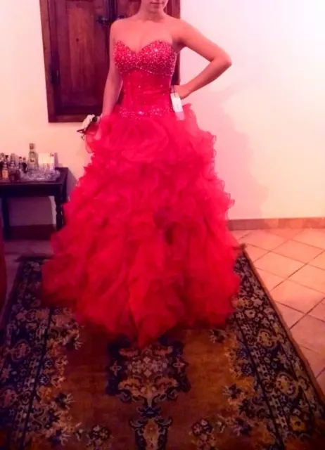 Splendido Abito da Sposa Rosso taglia regolabile 42/44