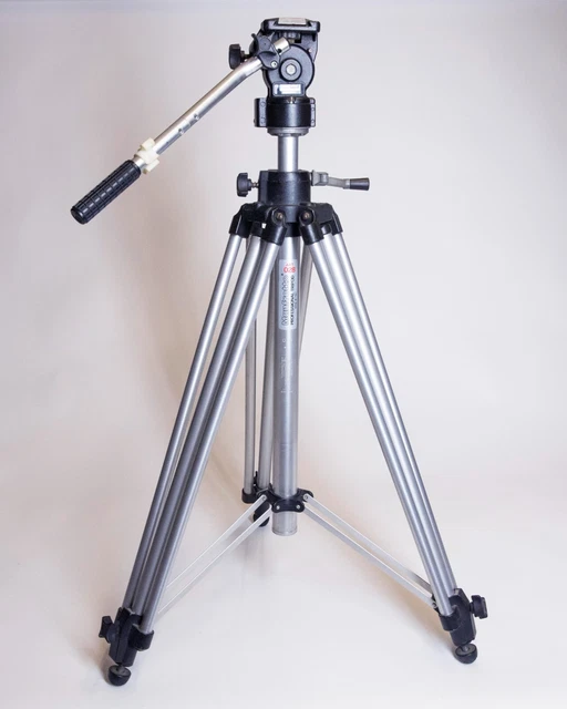 Manfrotto Professional Trépied 028 + Tête 136