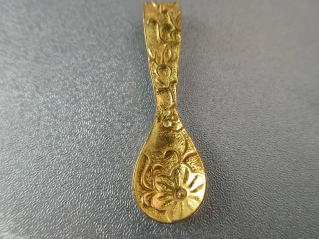 Oriental Gold Plated Mini Spoon Pendant 2