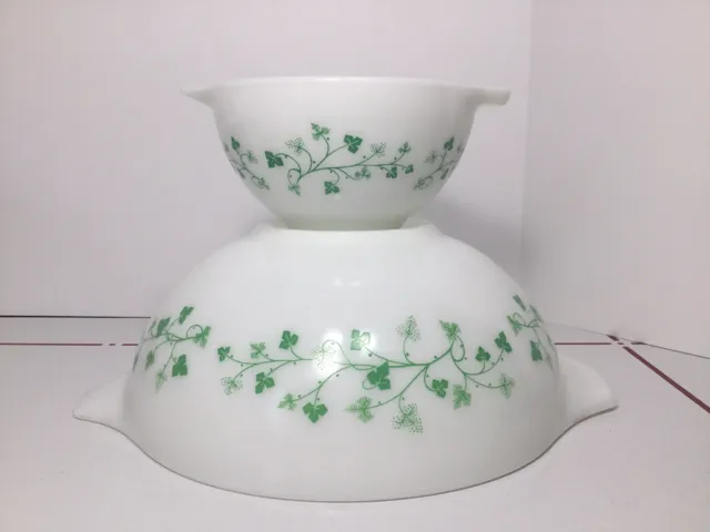 PYREX vintage 1964 Green Ivy chip and dip set  Very Good Condition
