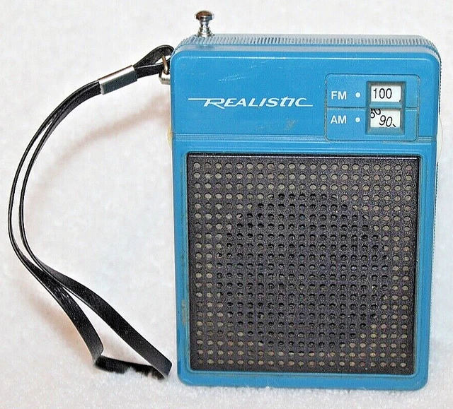 1970S VINTAGE REALISTIC TRANSISTOR AM & FM RADIO by Tandy Radio Shack ...