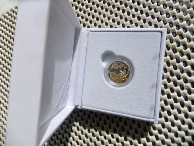 2020 Gibraltar.  Elizabeth II ONE SILVER SOVEREIGN. Gold plated Dragon. Boxed.