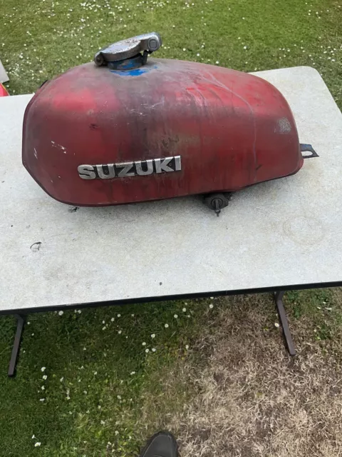 Suzuki Gt250 Fuel Tank