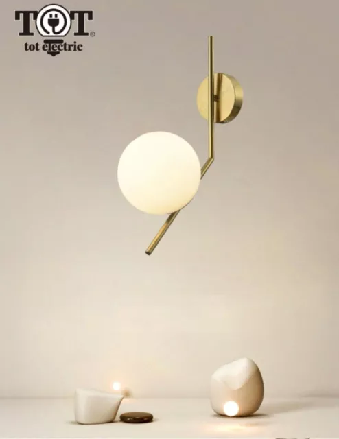 Applique da parete con sfera in vetro E27 metallo oro lampada design moderno min