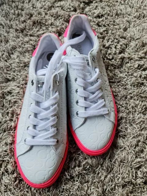 Pink guess trainers hot sale