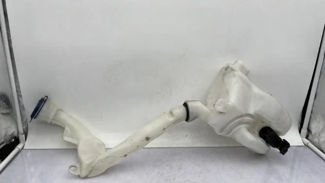 Réservoir (vase) De Lave-glace Pour Peugeot 2008 II Phase 1 1.5 BlueHDi - Pièce D'occasion, Kilométrage 0, Garantie 12 Mois