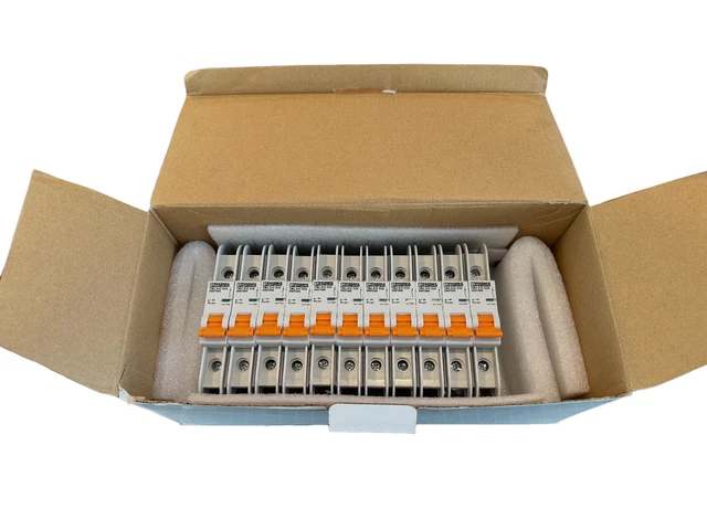 Phoenix Contact 2907560 TMC 81C 03A Miniature Circuit Breaker 3A C‑Curve – 11 PC Phoenix Contact 2907560 TMC 81C 03A Miniature Circuit Breaker 3A C‑Curve – 11 PC