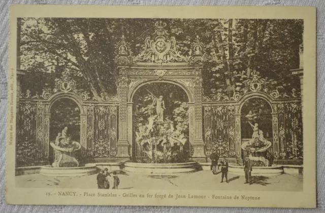 CPA " NANCY - Place Stanislas - Grille Jean Lamour