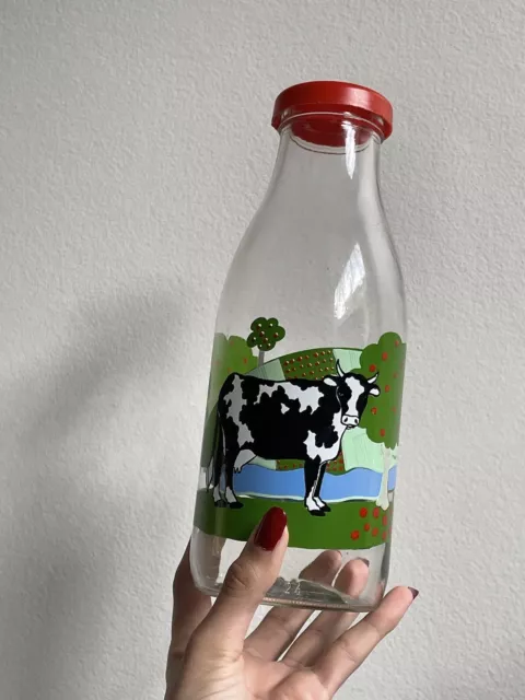 https://www.picclickimg.com/66kAAOSw3a5ldBAP/Vintage-Le-Parfait-France-Milk-Jar-Cow.webp