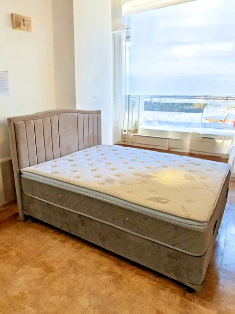Lit Double VidaXL Beige Capitonné Avec Tête De Lit, Matelas Premium 160x200