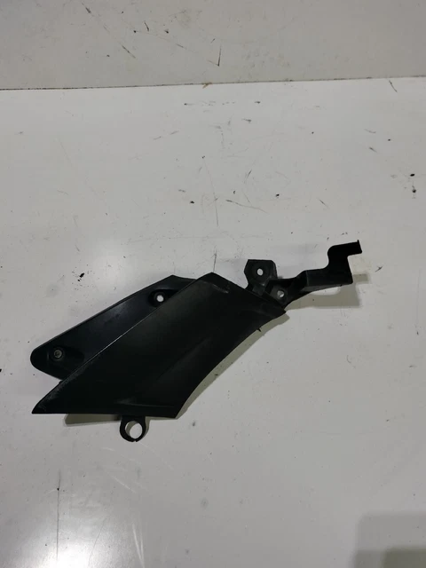 2003 2009 YAMAHA R6 R6s OEM RIGHT SIDE FRAME COVER TRIM FAIRING DAMAGE