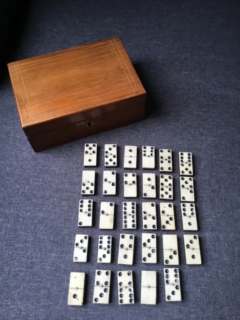 Vends jeu de dominos anciens complet sur Gens de Confiance