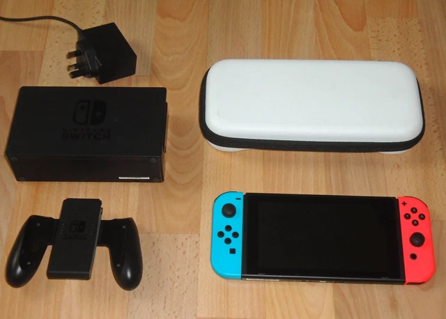 Neon Red Blue Nintendo Switch Console Excellent Screen + Case 2017 V1 XAJ7000436