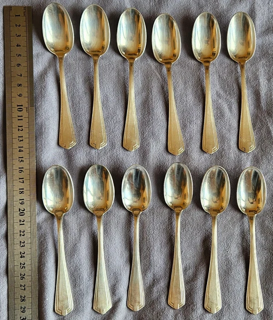 12 Petites Cuillères à Dessert Art Déco – Métal Argenté – Coffret Inclus – Occasion