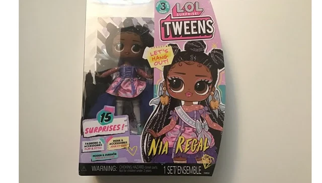 LOL Surprise Tweens Series 3 Nia Regal Fashion Doll with *15 Surprises* NIB