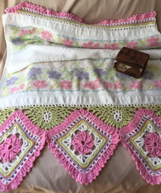 Vintage 1960s Colorful Terrycloth Flower Towel W/ Long Wide Crochet Lace Trim