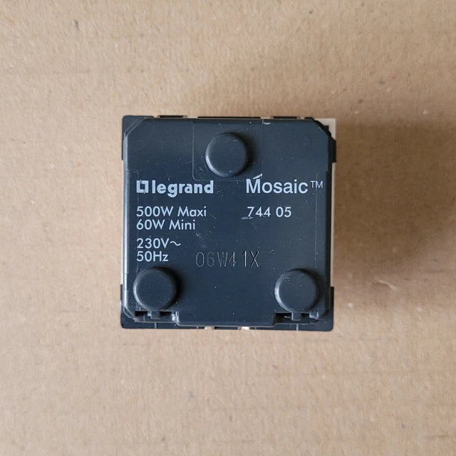 Variateur Legrand Mosaic 45 Vari-a-push 500W - Référence 74415 (ou 744 15)