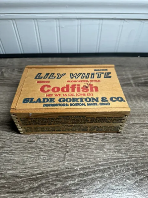 Vintage SLADE GORTON "Lily White" Codfish Wood Crate Wooden Box Lid Boston USA