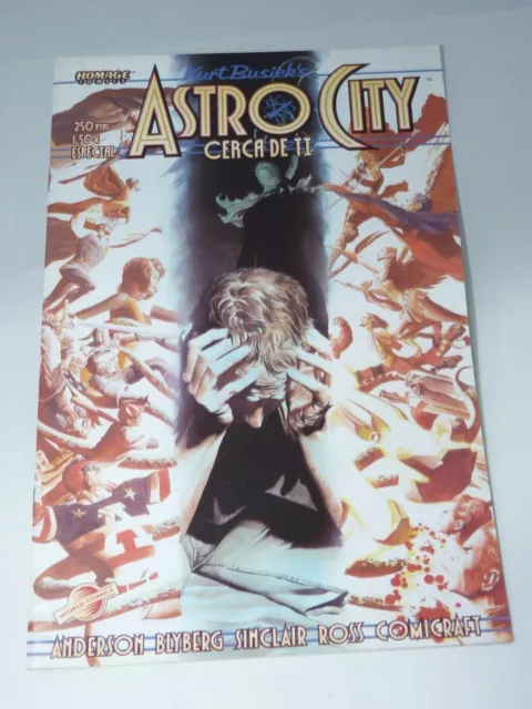 Astro City Cerca De Ti 2001 Planeta De Agostini