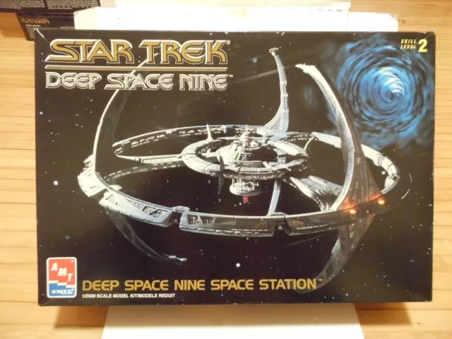 1994 Amt Ertl Star Trek Deep Space Nine Space Station Model/Kit~#8778