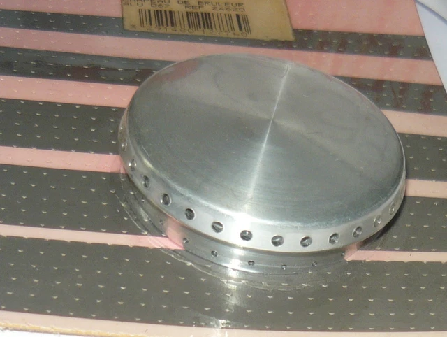 Chapeau De Brûleur Indesit 34 Mm - Référence C00037762 - Compatible Tables De Cuisson Ariston Et Indesit