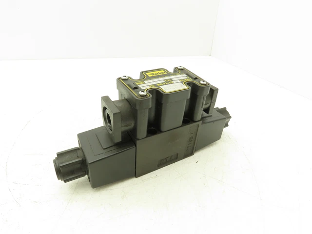 GUIDE CHAINE CARBONE Yamaha MT 01 EUR 80,00 - FR GUIDE CHAINE CARBONE Yamaha MT 01 EUR 80,00 - FR