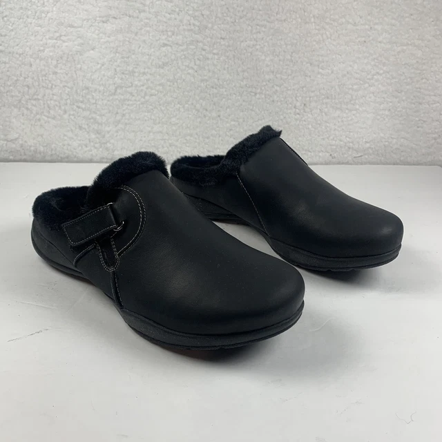 Collection by Clarks Roseville Black Faux Fur Lined Suede Mules Clogs 10 W 7732 Collection by Clarks Roseville Black Faux Fur Lined Suede Mules Clogs 10 W 7732