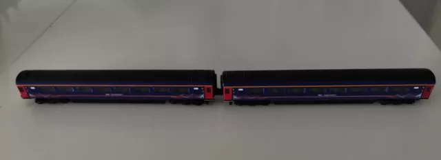 Dapol `N` guage railway carriages - First Great Western.