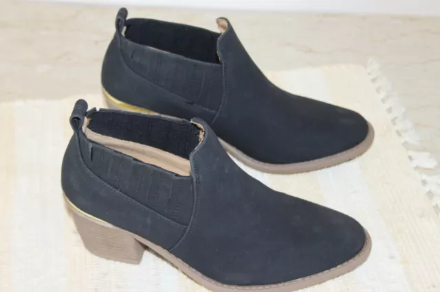 Qupid Ankle Booties Boots Black Suede Block Heel Sz 7.5 Never Worn Womens