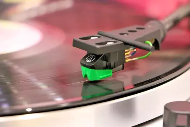 Courroie De Rechange Neuve Pour Platine Vinyle TOSHIBA SR-A110 – Compatible Modèle SRA110 – Fabriqué En France