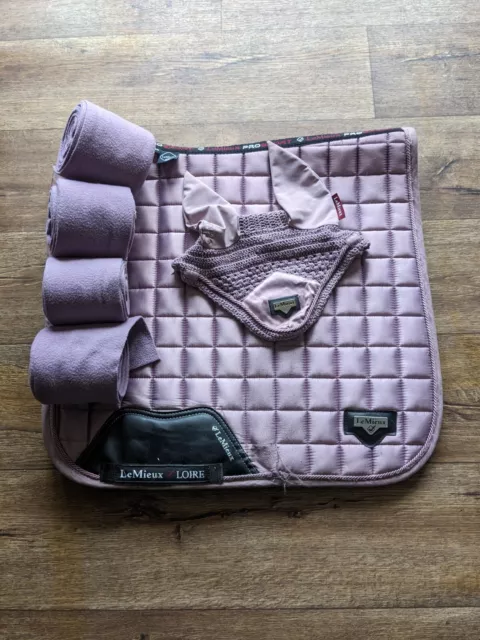 Le Mieux Loire Musk Dressage Saddle Pad,  Ear Bonnet, Bandages Set Large