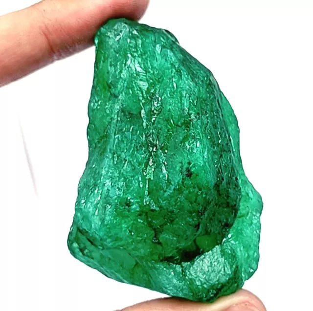 One Time Sale 678 Ct Certified Green Emerald Uncut Rough Colombia Gemstone AKT